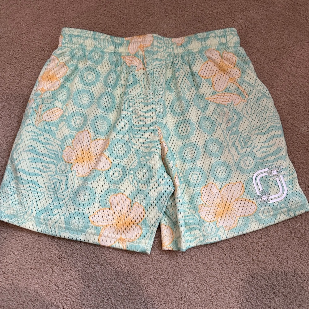 Kids Floral Patterned Shorts